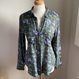 COPY - Anthropologie Cloth & Stone Camo Floral Button Front Blouse Green Gray S…